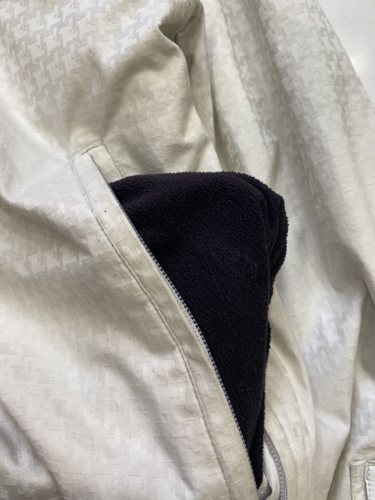 Carhartt × Vintage Carhartt vintage 90s nylon monogram alpin jacket Size L / US 10 / IT 46 - 18 Thumbnail