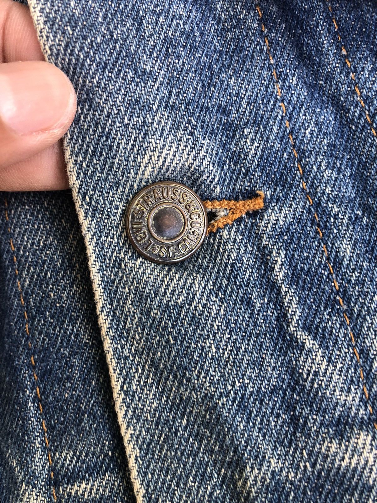Levi's Vintage 80’s Levi’s Denim Jacket Distressed Stone Wash Size US M / EU 48-50 / 2 - 17 Thumbnail