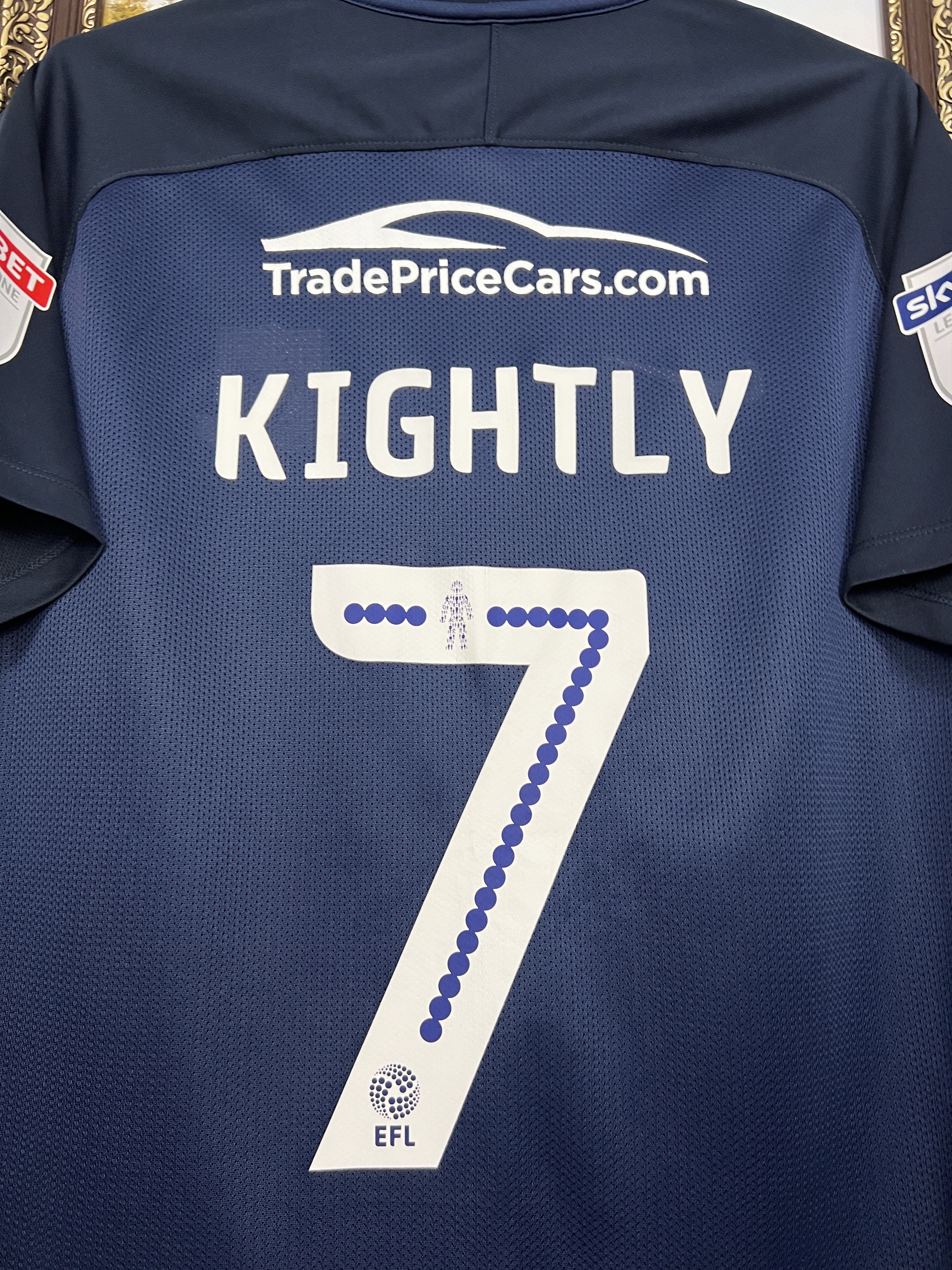Nike Southend United Home football shirt 2017 Soccer #7 Kightly Size US L / EU 52-54 / 3 - 2 Thumbnail
