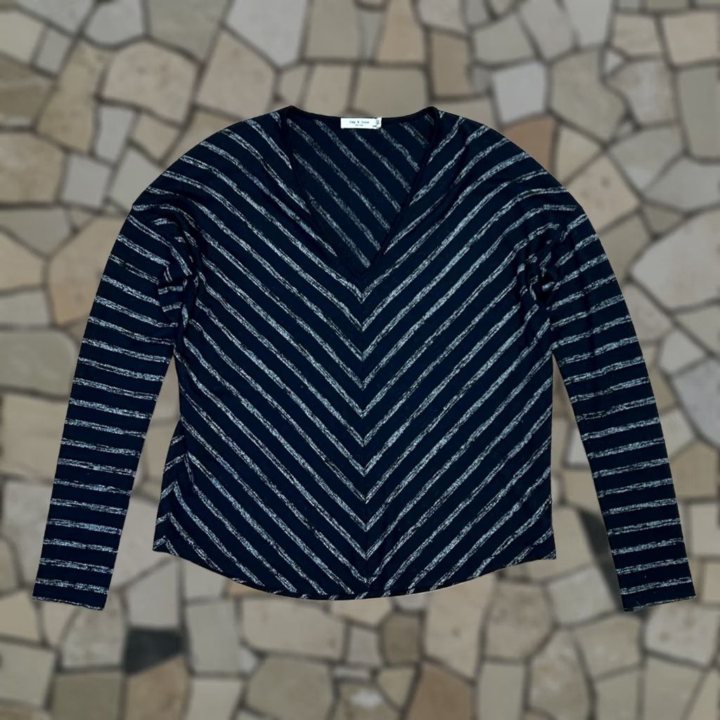 Rag & Bone Rag & Bone New York Striped V Neck Long Sleeve Top Women’s Medium Size M / US 6-8 / IT 42-44 - 1 Thumbnail