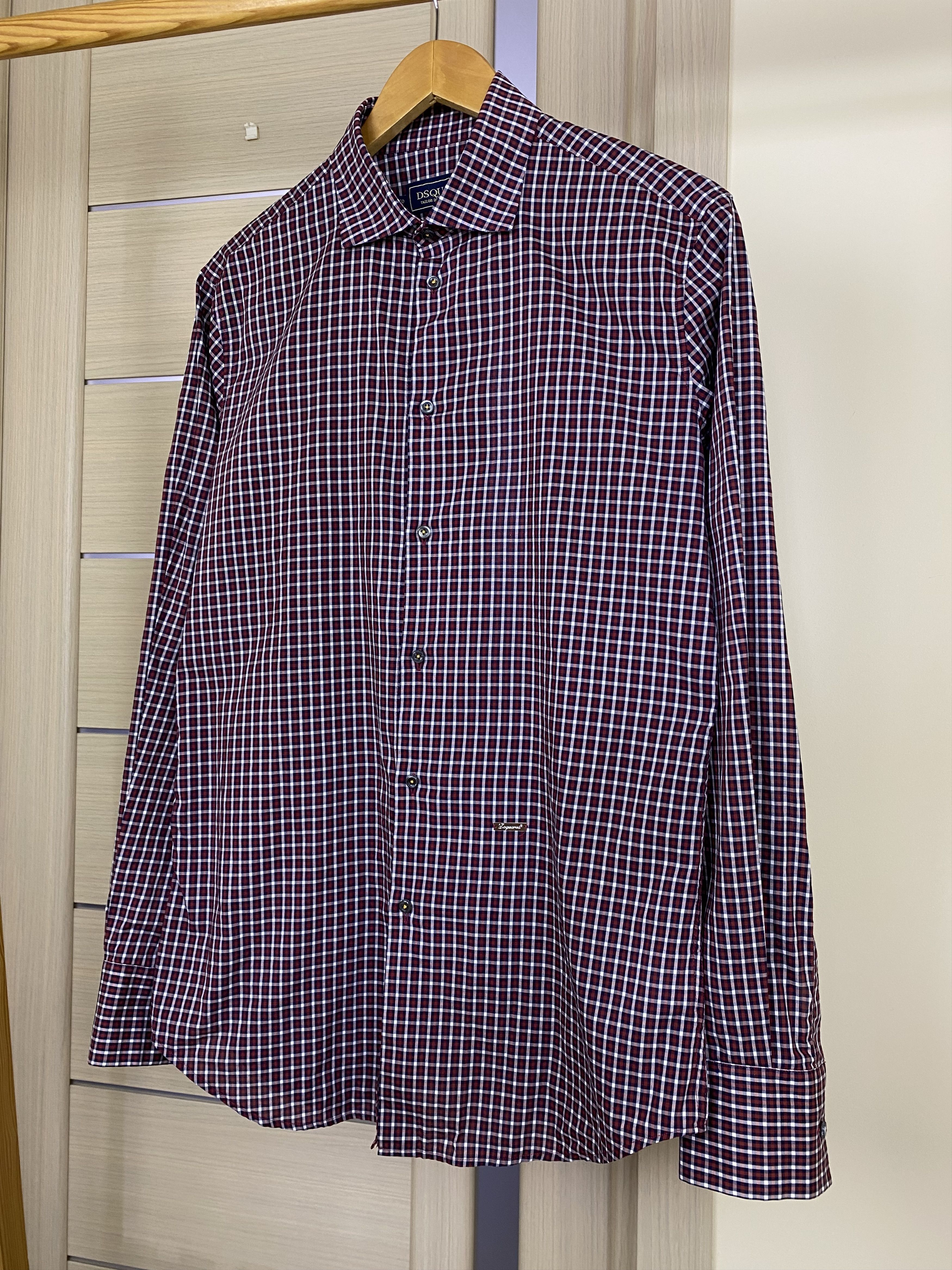 Dsquared2 Dsquared2 classic striped shirt with metallic logo size M Size US M / EU 48-50 / 2 - 3 Thumbnail