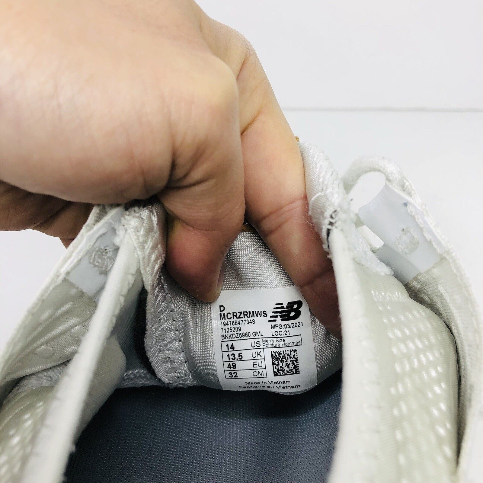 New Balance NB Fresh Foam Cruz V1 White Athletic Sneakers 14 Castlerock Size US 14 / EU 47 - 13 Thumbnail
