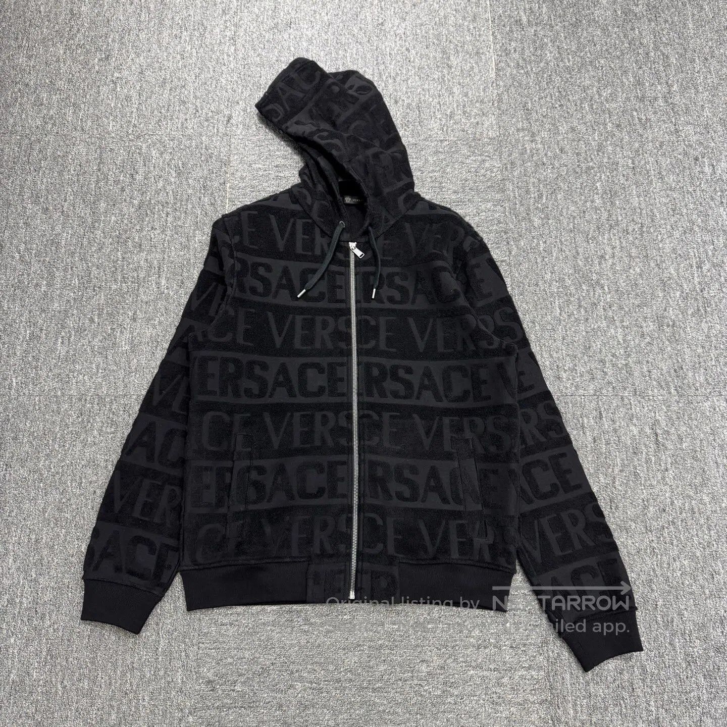 Versace Versace Letter-printed hooded hoodie| Size US L / EU 52-54 / 3 - 1 Thumbnail