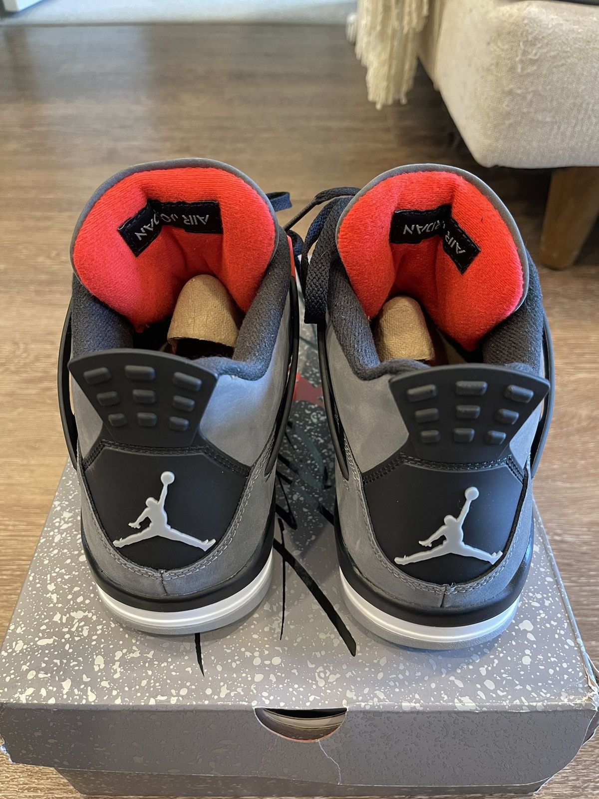 Jordan Brand AIR JORDAN - JORDAN 4 RETRO INFRARED Size US 10.5 / EU 43-44 - 8 Thumbnail