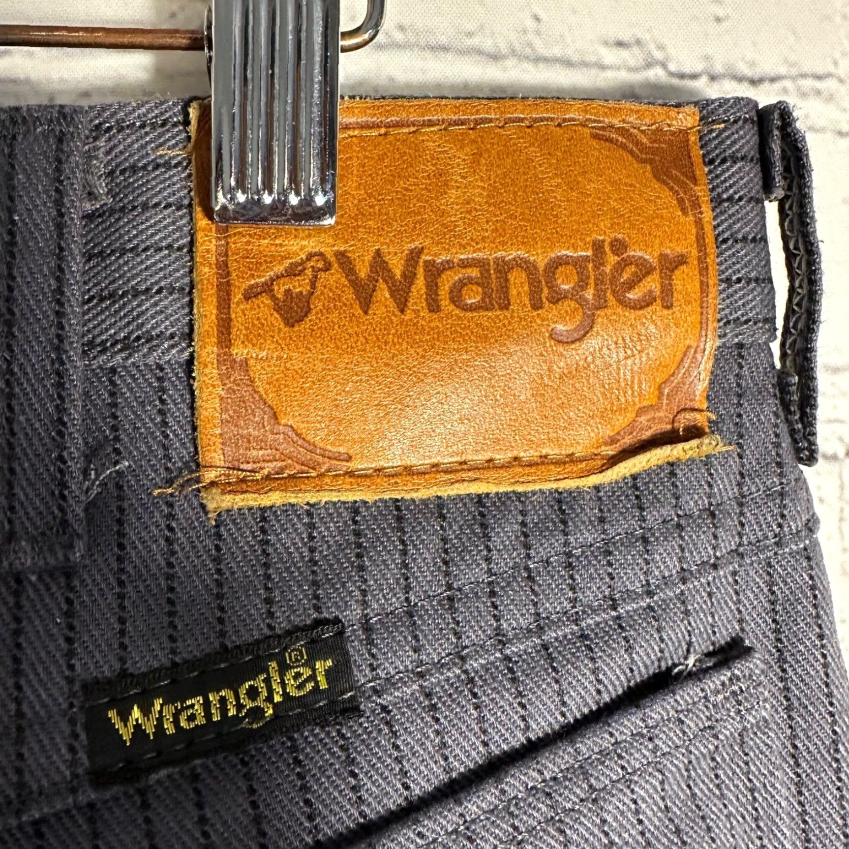 Wrangler VINTAGE Wrangler Mens Grey Pinstripe Western Straight Leg Pants 38x30 USA Size US 37 - 6 Thumbnail
