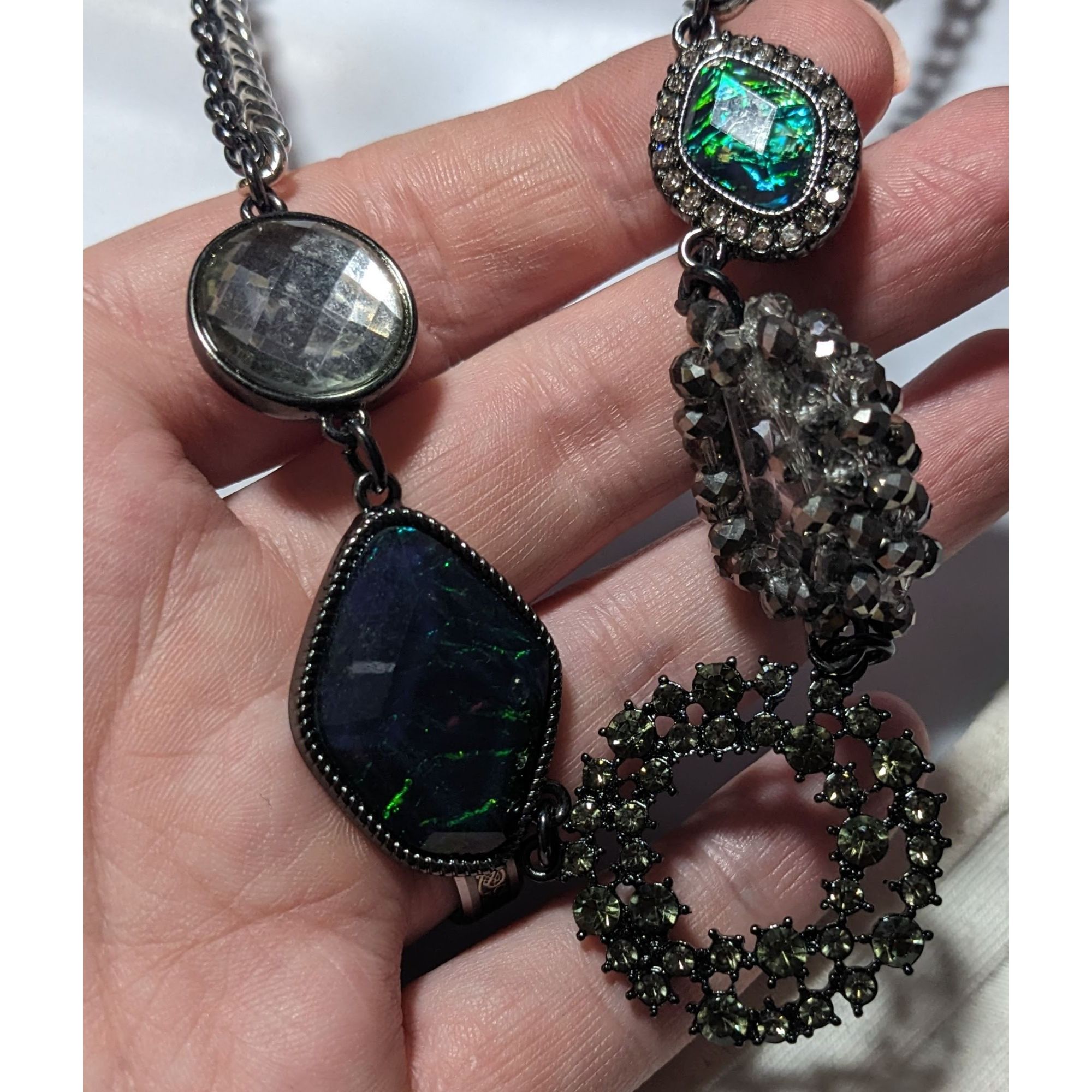 Vera Wang Simply Vera Green And Silver Abstract Necklace Size ONE SIZE - 10 Thumbnail