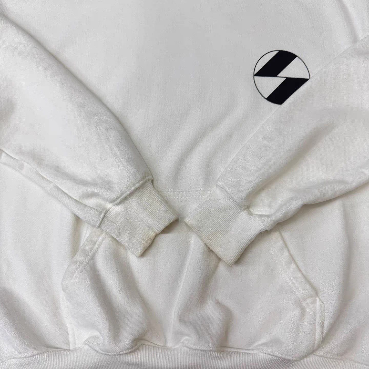 The Salvages THE SALVAGES White Slogan Print Hoodie Q10 Size US S / EU 44-46 / 1 - 2 Thumbnail