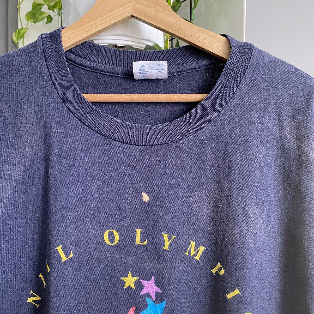 Champion Thrashed Faded Vintage 90s Atlanta Olympic ERD GRUNGE TEE Size US XL / EU 56 / 4 - 5 Thumbnail
