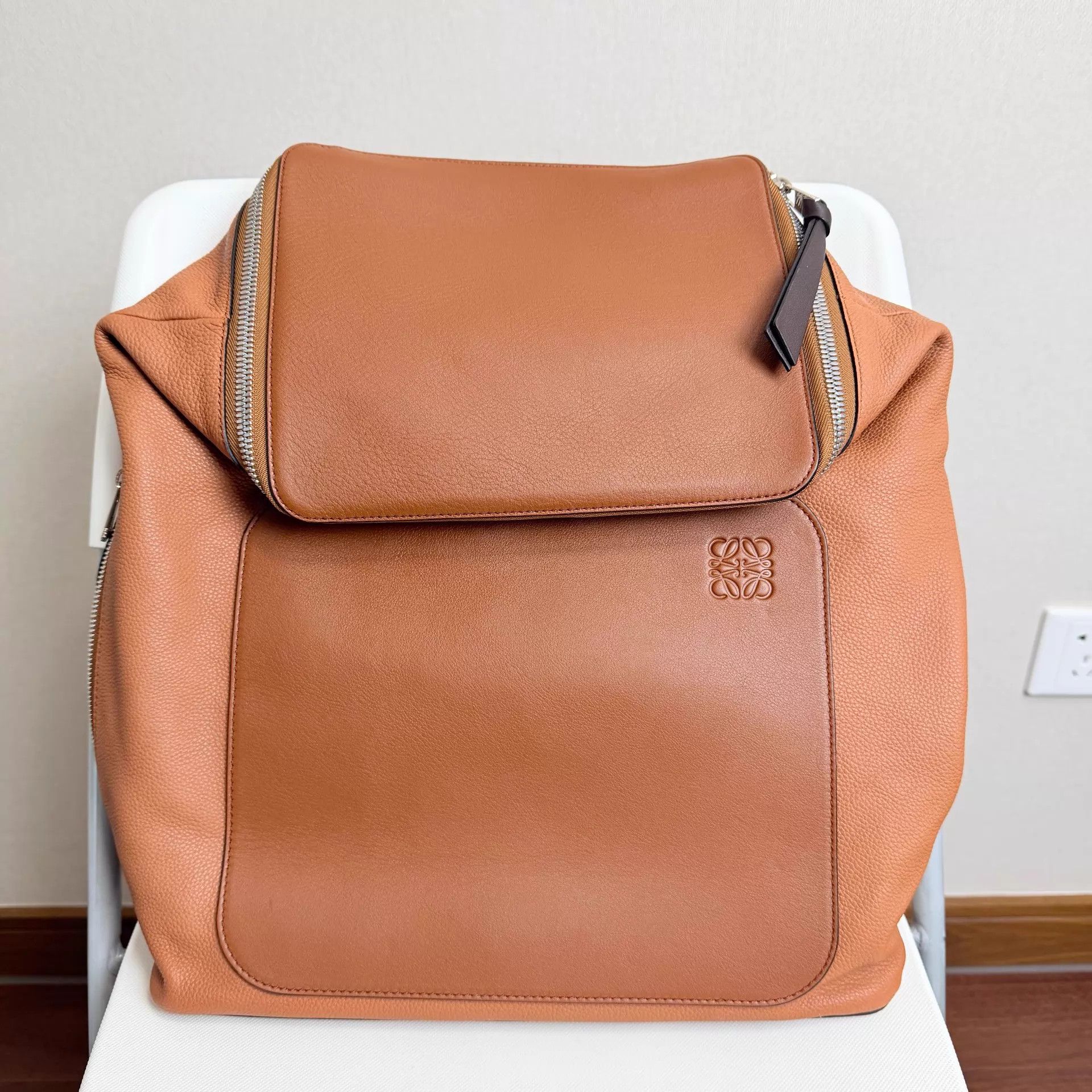 Loewe LOEWE Goya Backpack Large Caramel Maple Brown Size ONE SIZE - 1 Thumbnail