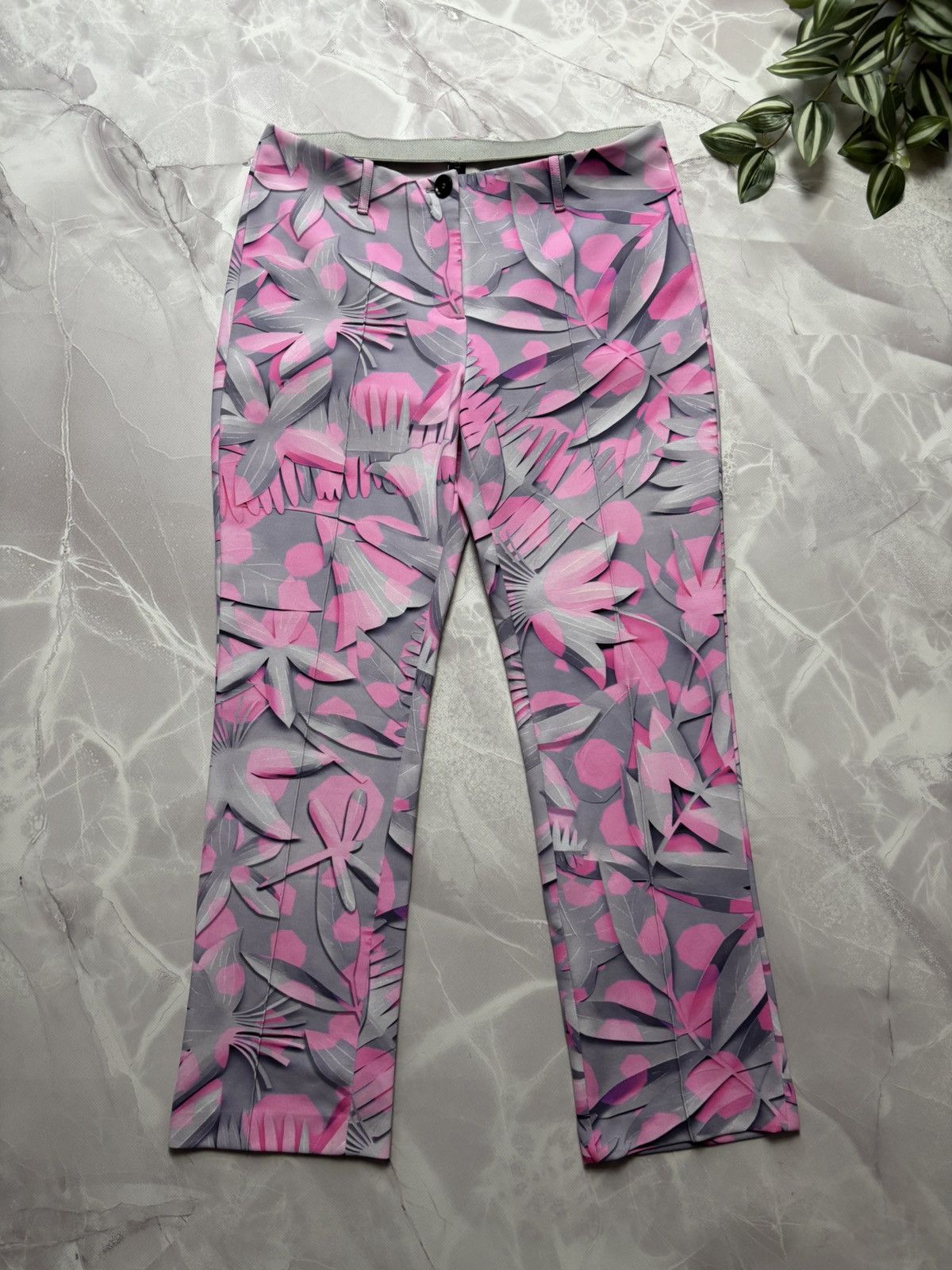 Other Marc Cain Pink Floral Print Stretch Pants Womens N4 (M) Size 30" / US 8 / IT 44 - 1 Thumbnail