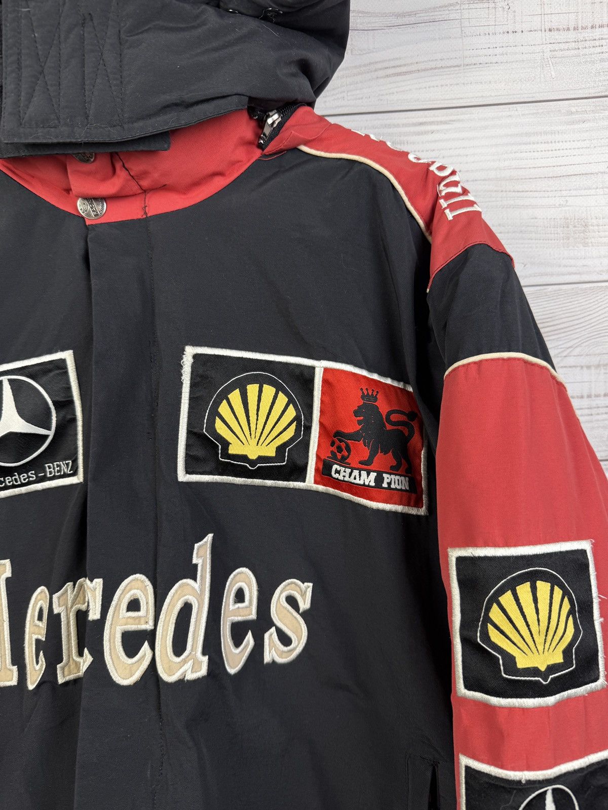 Mercedes-Benz Vintage Racing Mercedes-Benz Jacket Malboro Shell Red Bull Size US M / EU 48-50 / 2 - 5 Thumbnail