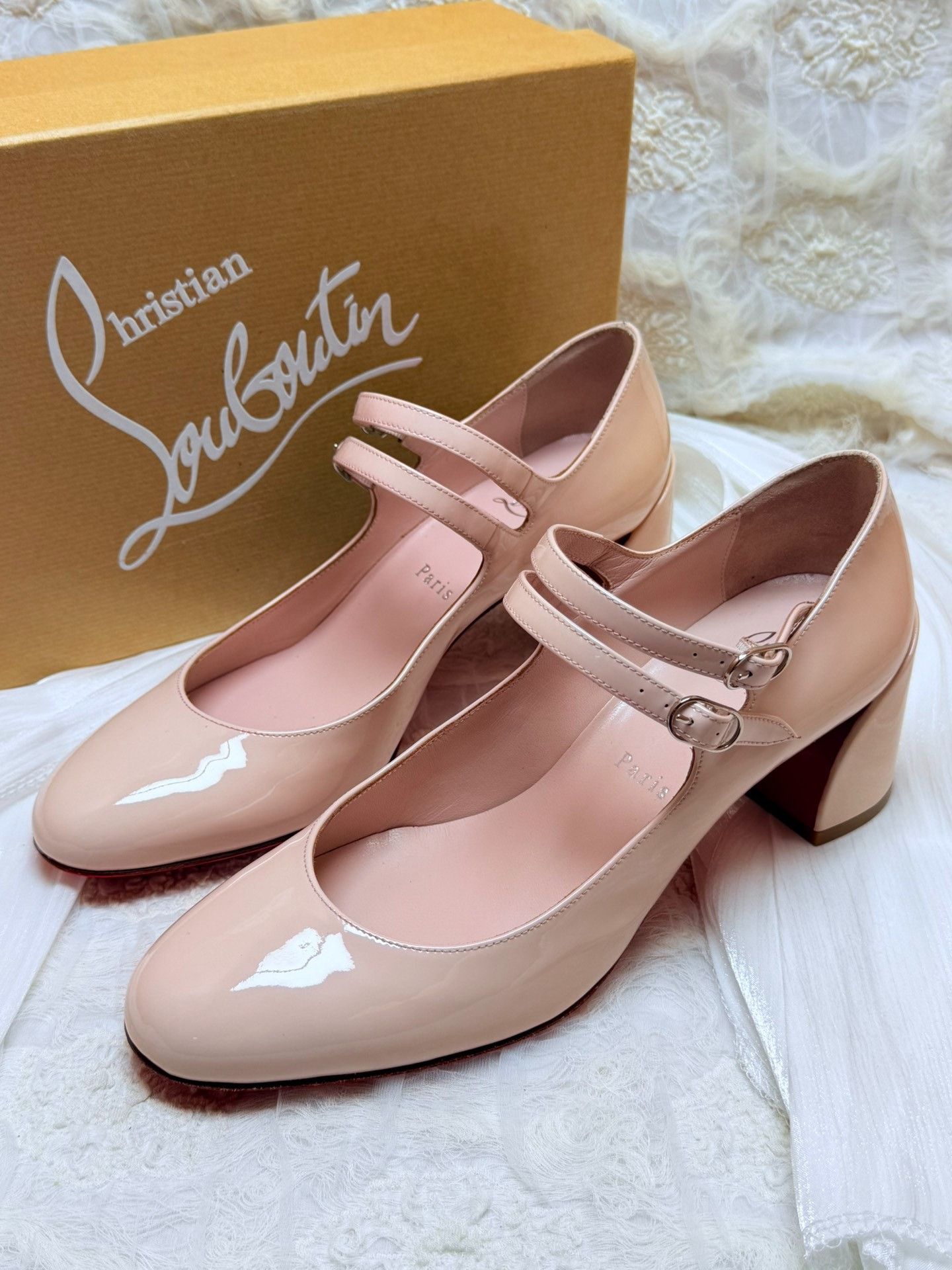 Christian Louboutin Christian Louboutin Pink Lowtop Sneakers us_7-5 Women Size US 7.5 / IT 37.5 - 1 Thumbnail