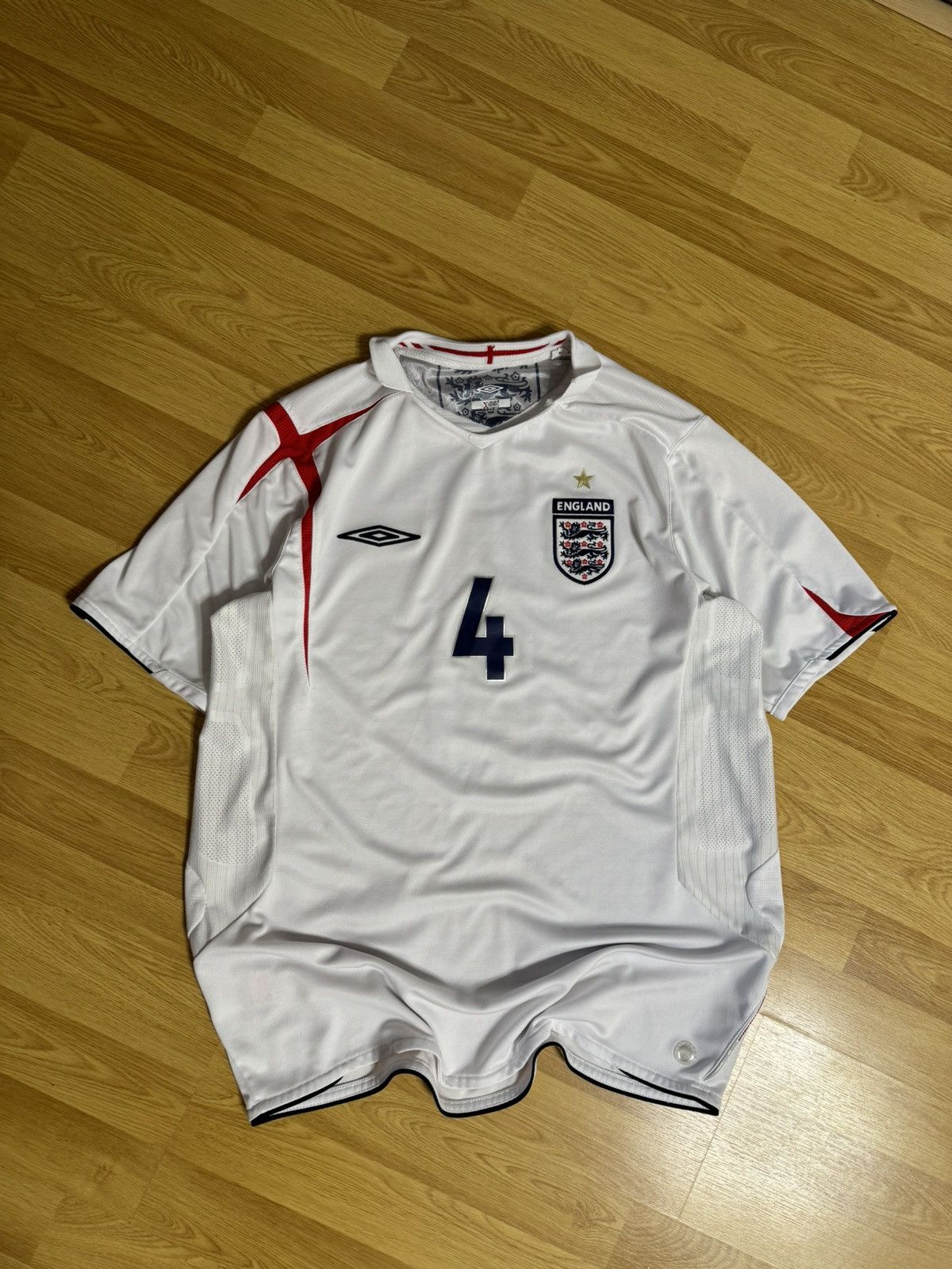 Umbro × Vintage Blokecore ⚽️ England 2005 - 2007 home #4 GERRARD football kit Size US L / EU 52-54 / 3 - 1 Thumbnail