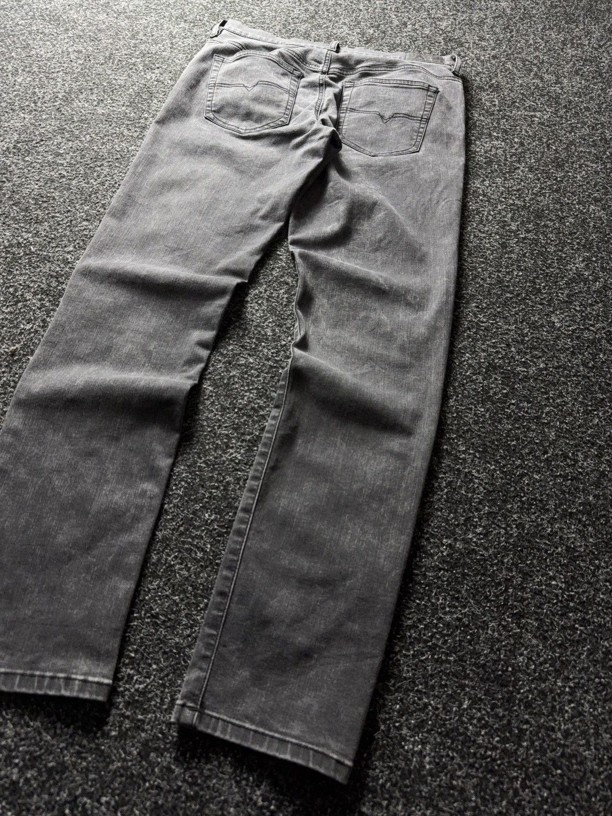 Diesel 00s Y2K Diesel D-RONISY Grey Slim Jeans Clean Minimal Fit Size 30" / US 8 / IT 44 - 14 Thumbnail