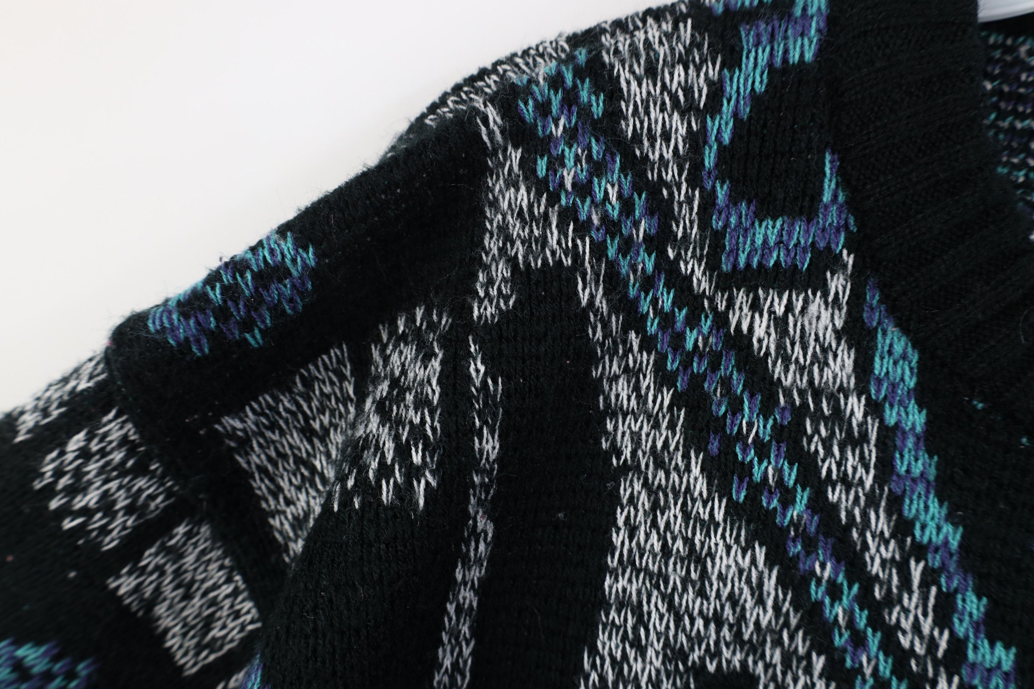 Vintage Vintage 90s Coogi Style Geometric Knit Crewneck Sweater Size M / US 6-8 / IT 42-44 - 6 Thumbnail