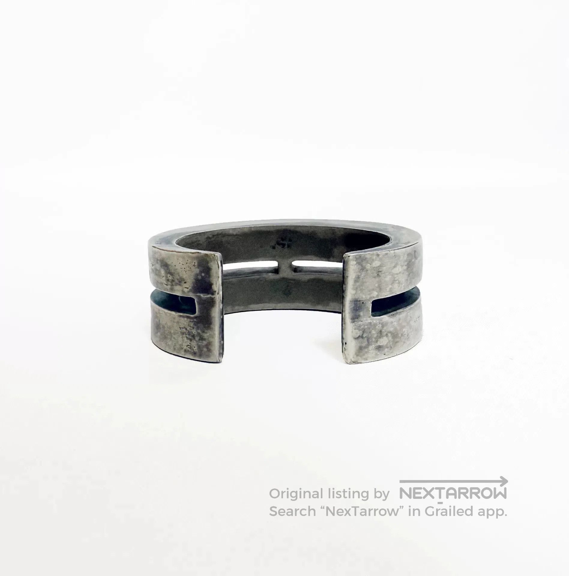 Parts Of Four Classic Crescent Split Bracelet. Size ONE SIZE - 3 Thumbnail
