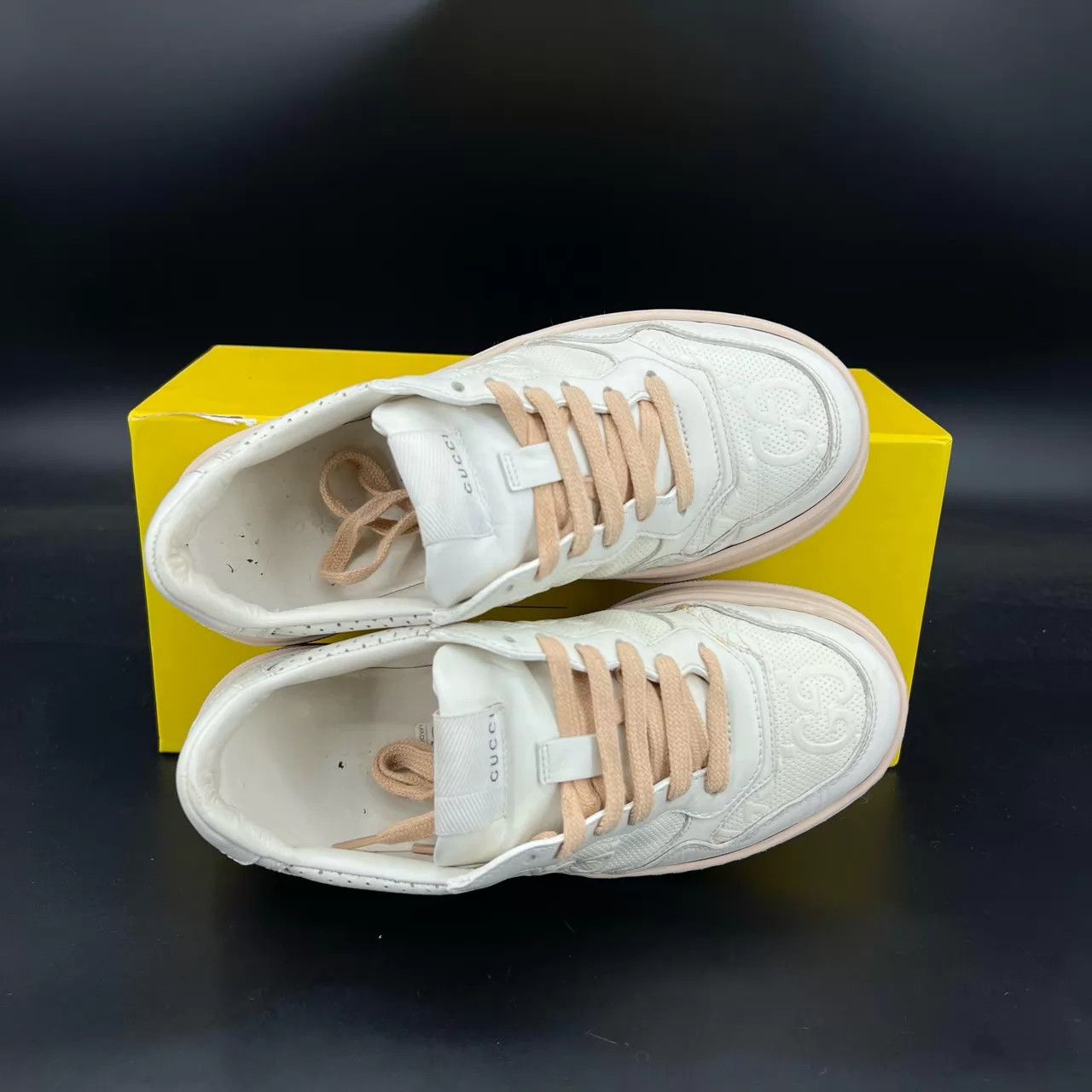Gucci Gucci Rhyton Sneaker White/Brown Women's 36.5 CH7945 Size US 6 / IT 36 - 5 Thumbnail