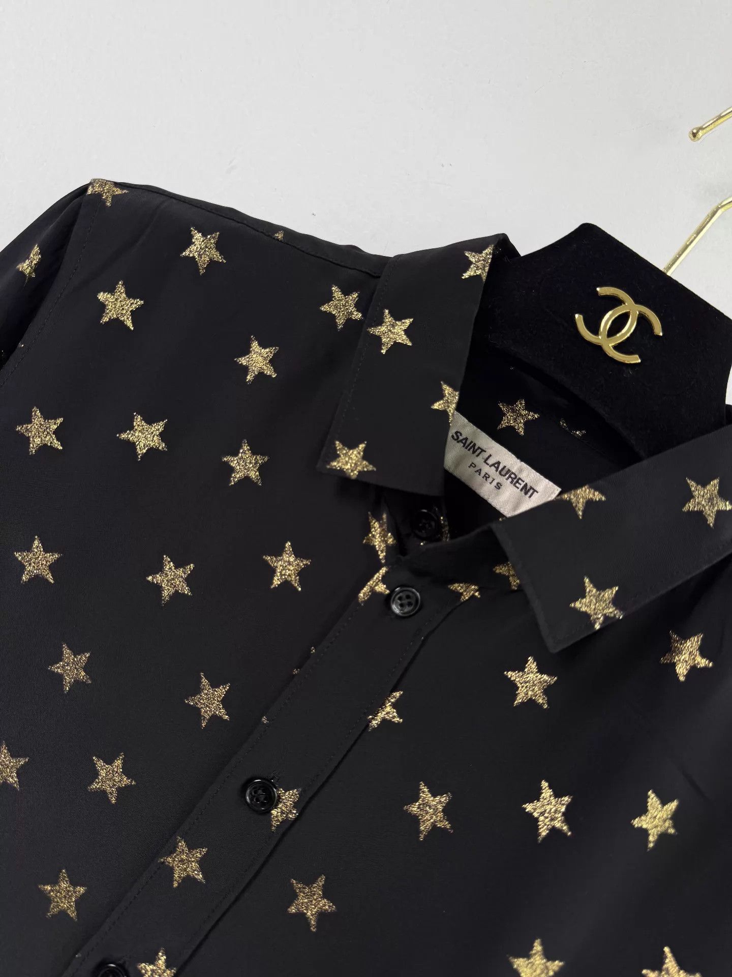 Saint Laurent Paris SAINT LAURENT Gold Star Silk Shirt M Size US M / EU 48-50 / 2 - 3 Thumbnail