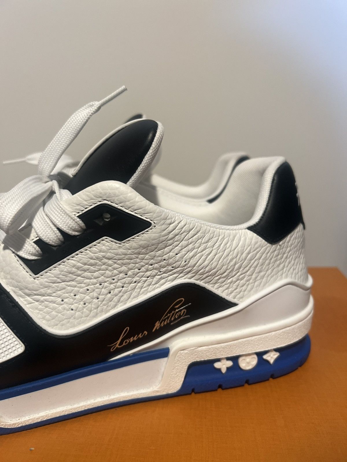 Louis Vuitton Louis Vuitton Trainer Size US 12 / EU 45 - 15 Thumbnail