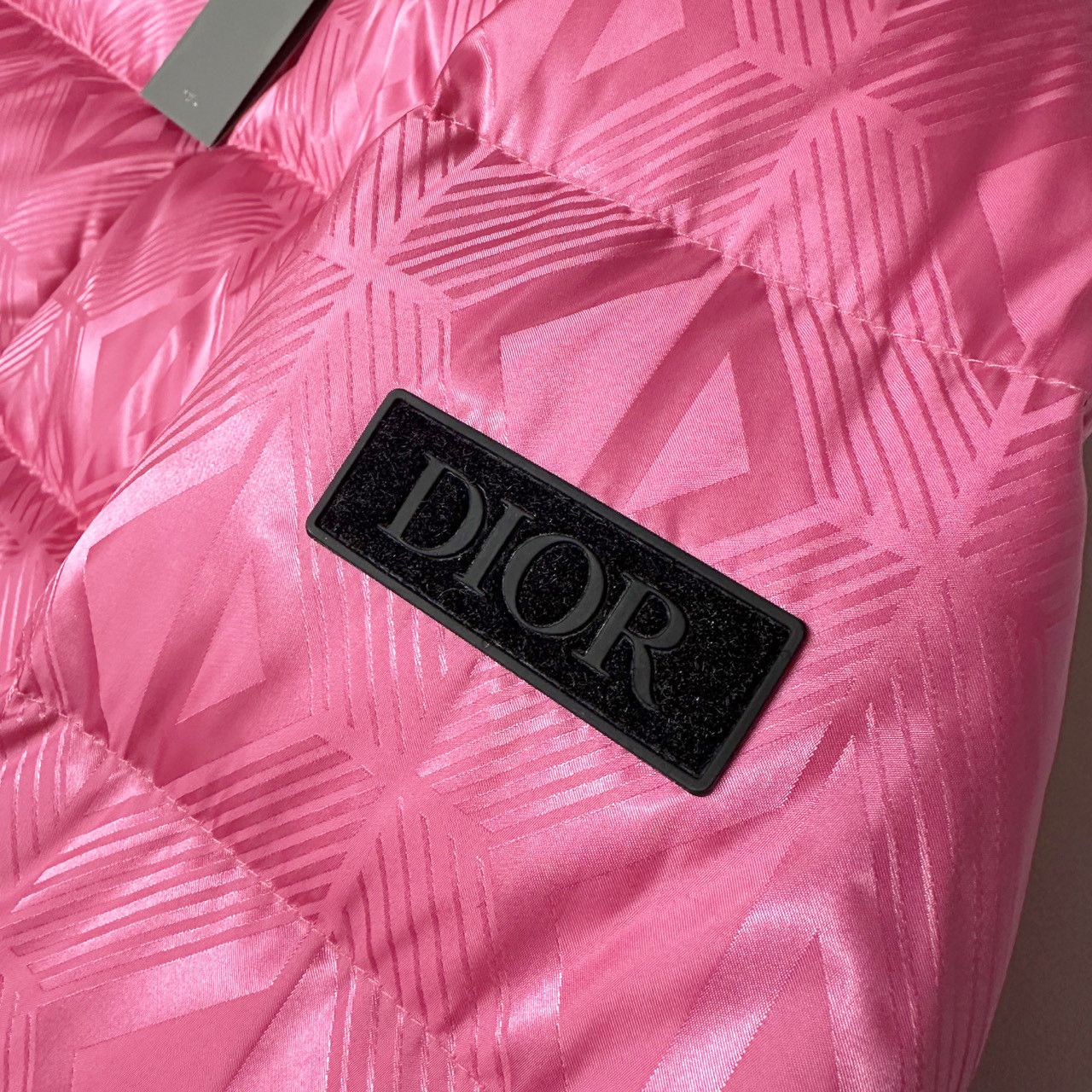 Dior Christian Dior CD 48 M Medium oblique puffer jacket pink Size US M / EU 48-50 / 2 - 6 Thumbnail
