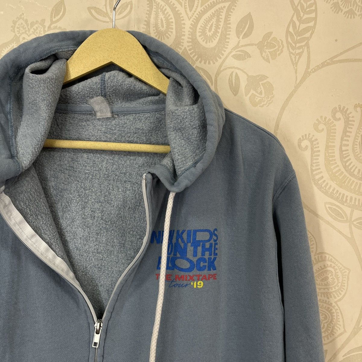 Independent Trading Co. × New Kids On The Block New Kids On The Block The Mixtape Tour 19 Size US L / EU 52-54 / 3 - 6 Thumbnail
