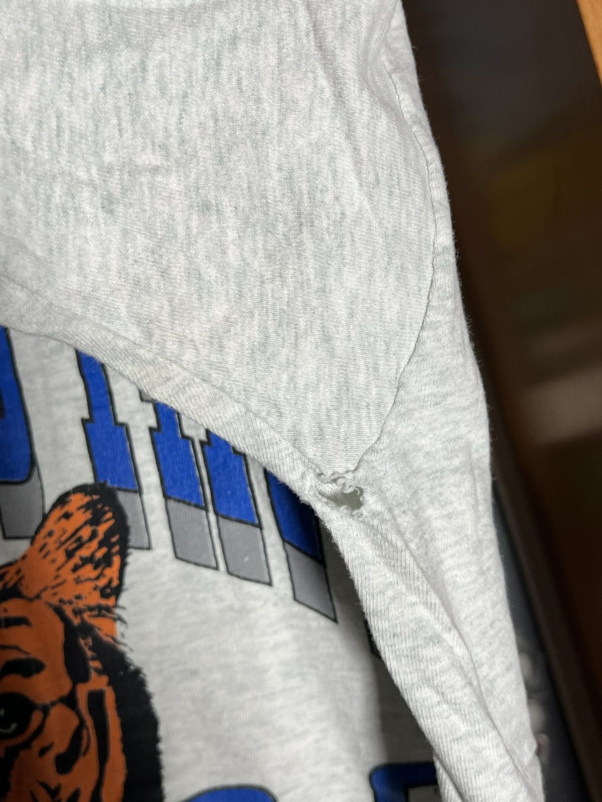 Fruit Of The Loom Vintage 90s Memphis State Tigers University Tee Size US M / EU 48-50 / 2 - 6 Thumbnail