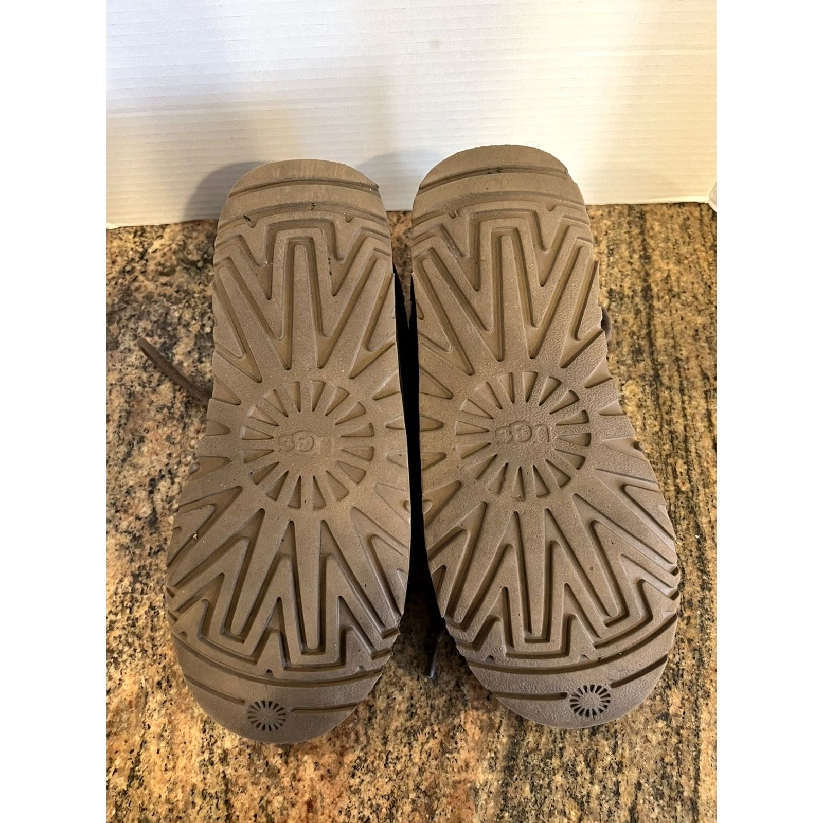 Ugg UGG Women's Neumel Boots Burnt Cedar Suede Size 7 Brown Size US 8 / IT 38 - 7 Thumbnail