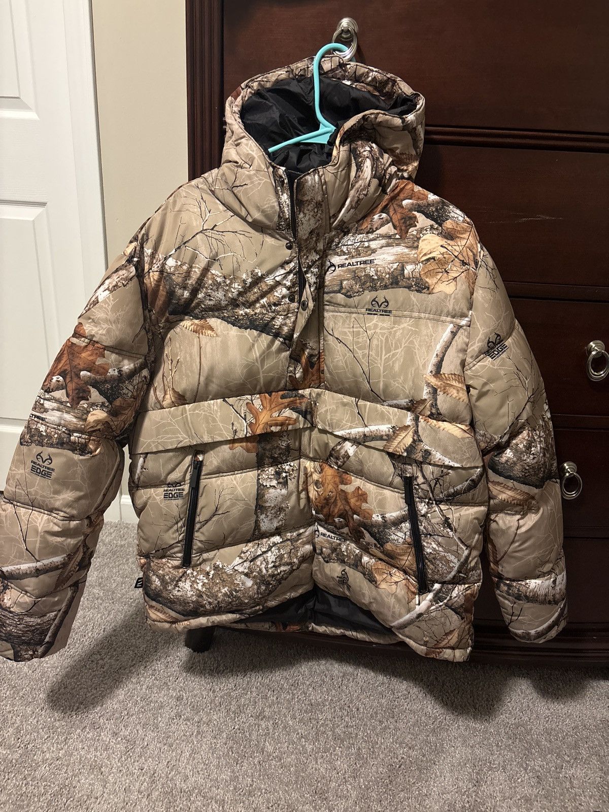 The Very Warm x Realtree Camo Pullover Puffer