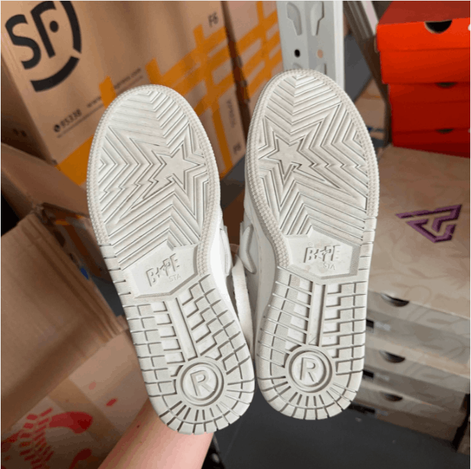 Bape ABATHINGAPE low cut board shoes for men Size US 7 / EU 40 - 6 Thumbnail