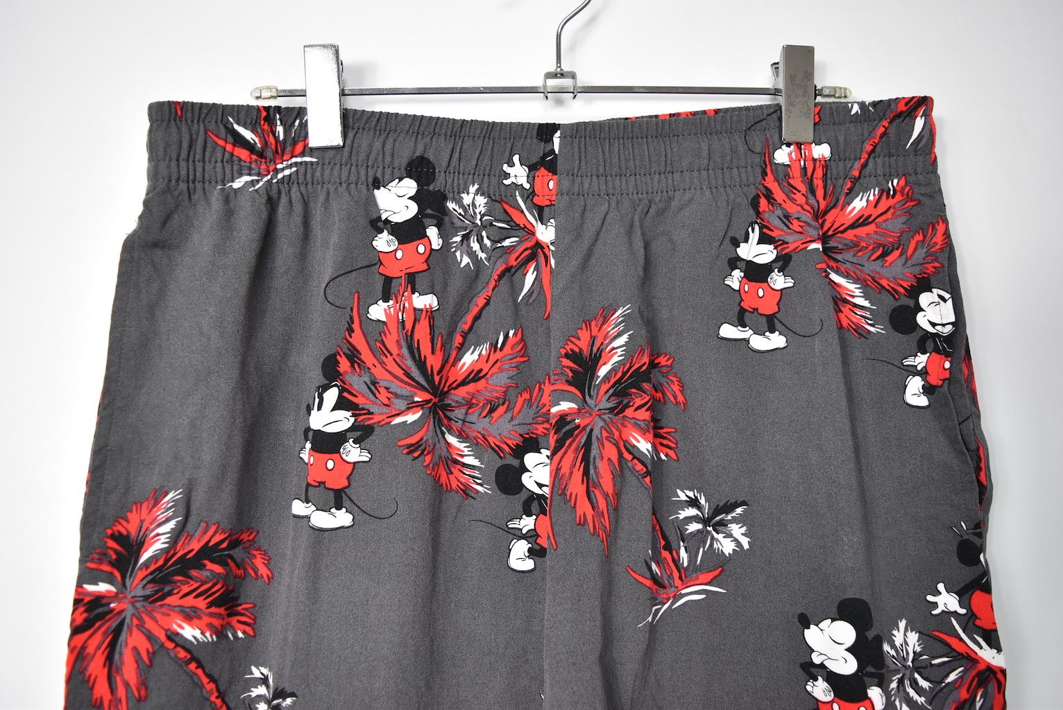 Undercover UNDERCOVER/graphic easy shorts/25832 - 647 50 Size US 30 / EU 46 - 4 Thumbnail