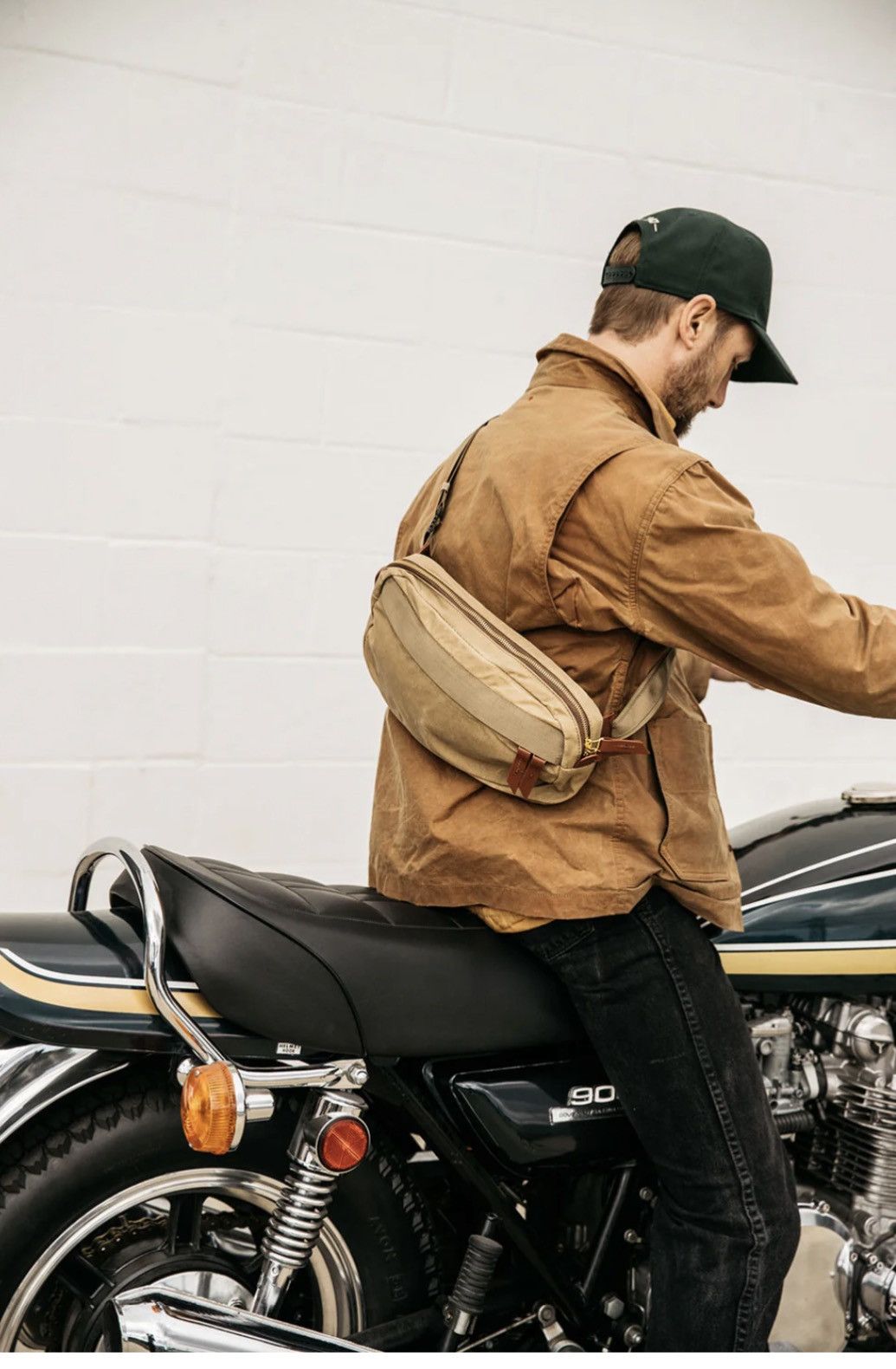 Tanner Goods Canyon Crossbody Pack - Utility Tan (Waxed Canvas) Size ONE SIZE - 12 Thumbnail