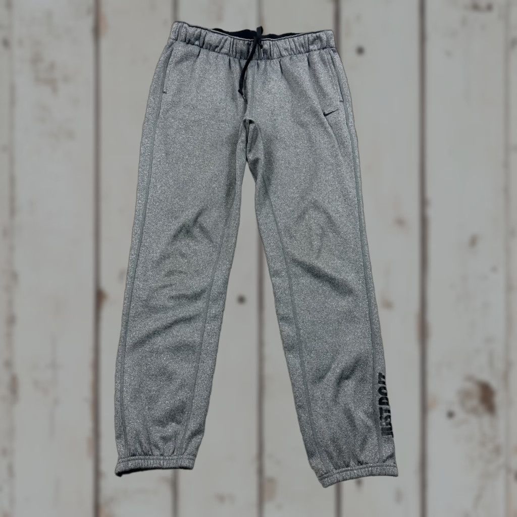 Nike Nike Therma Sweatpants Mens S Gray Fleece Drawstring Zip Ankle Breathable Pockets Gym & Training Running Sweatpants Mens Socks? Size US 30 / EU 46 - 1 Thumbnail