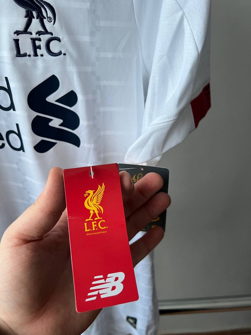 New Balance NEW! 2019/20 LIVERPOOL FC #11 M.SALAH HOME SOCCER JERSEY M Size US M / EU 48-50 / 2 - 11 Thumbnail