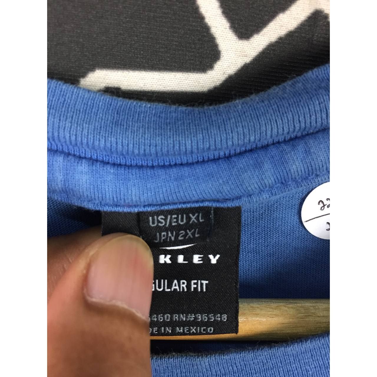 Oakley Oakley O Bark Center Logo Regular Fit Tee Size US L / EU 52-54 / 3 - 12 Thumbnail