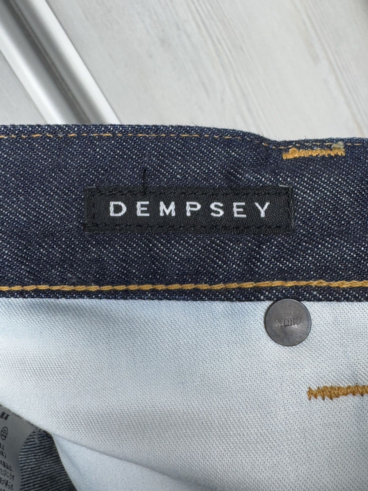 KURO KURO dempsey wide tapered ankle length indigo one wash jeans Size US 30 / EU 46 - 14 Thumbnail