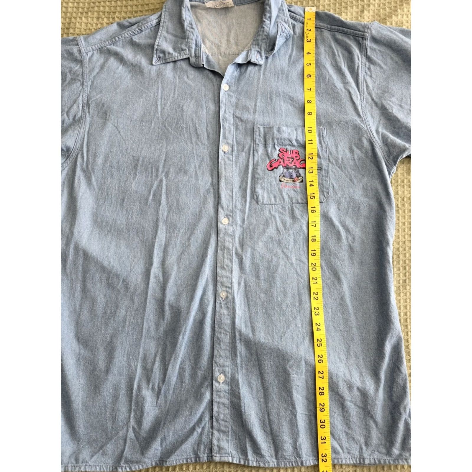 Garage Vintage 90s Favorit Sub Garage Cancun Mexico Mechanic Shirt Chambray Button-Front Short Sleeve XL Mens Blue Cotton Grunge 1990s Mexico Origin Size US XL / EU 56 / 4 - 5 Thumbnail
