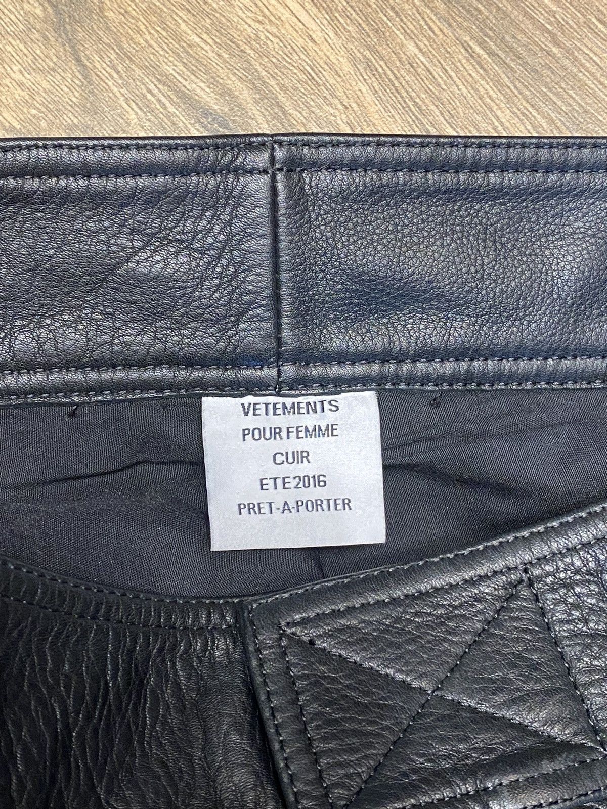 Vetements Vetements SS16 Leather mid skirt Size US 30 / EU 46 - 3 Thumbnail