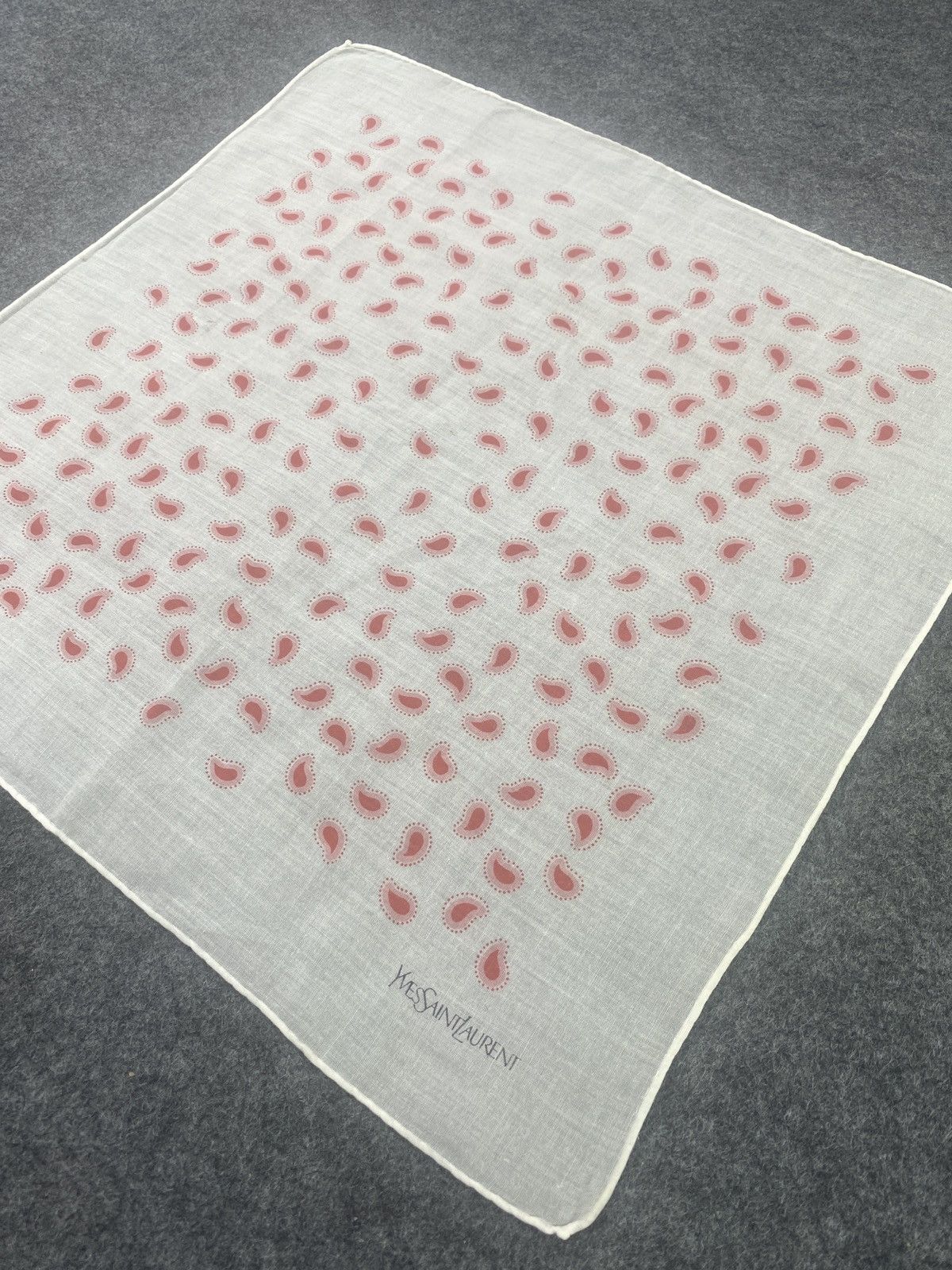 Vintage × Yves Saint Laurent Yves Saint Laurent Handkerchief / Bandana / Neckerchief-B083 Size ONE SIZE - 4 Thumbnail