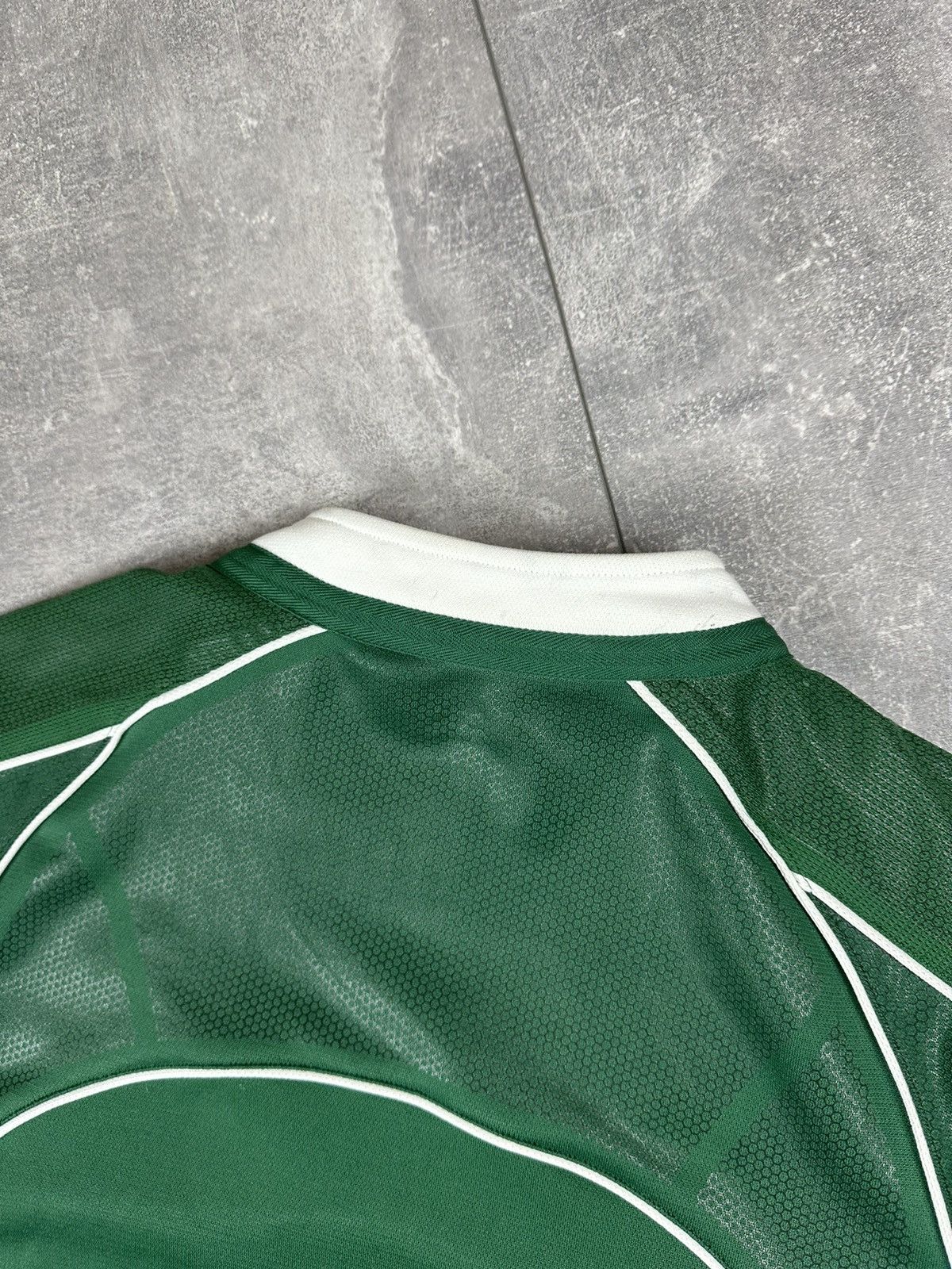 Canterbury of New Zealand Canterbury Of New Zealand Ireland Rugby Jersey 2007/08 Size US S / EU 44-46 / 1 - 15 Thumbnail