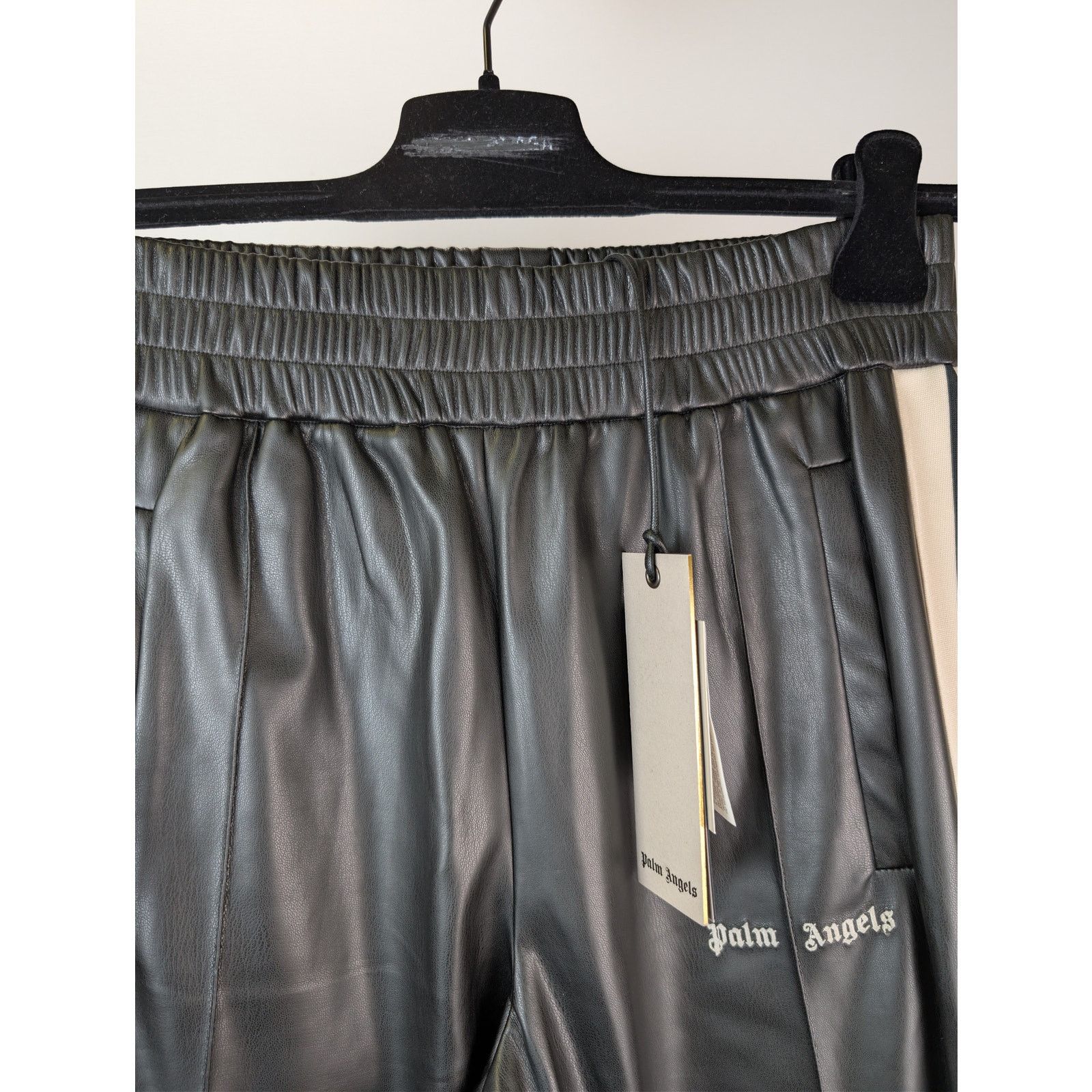 Palm Angels o1rshd1 Leather Effect Track Pants in Black / Off White Size US 34 / EU 50 - 8 Thumbnail