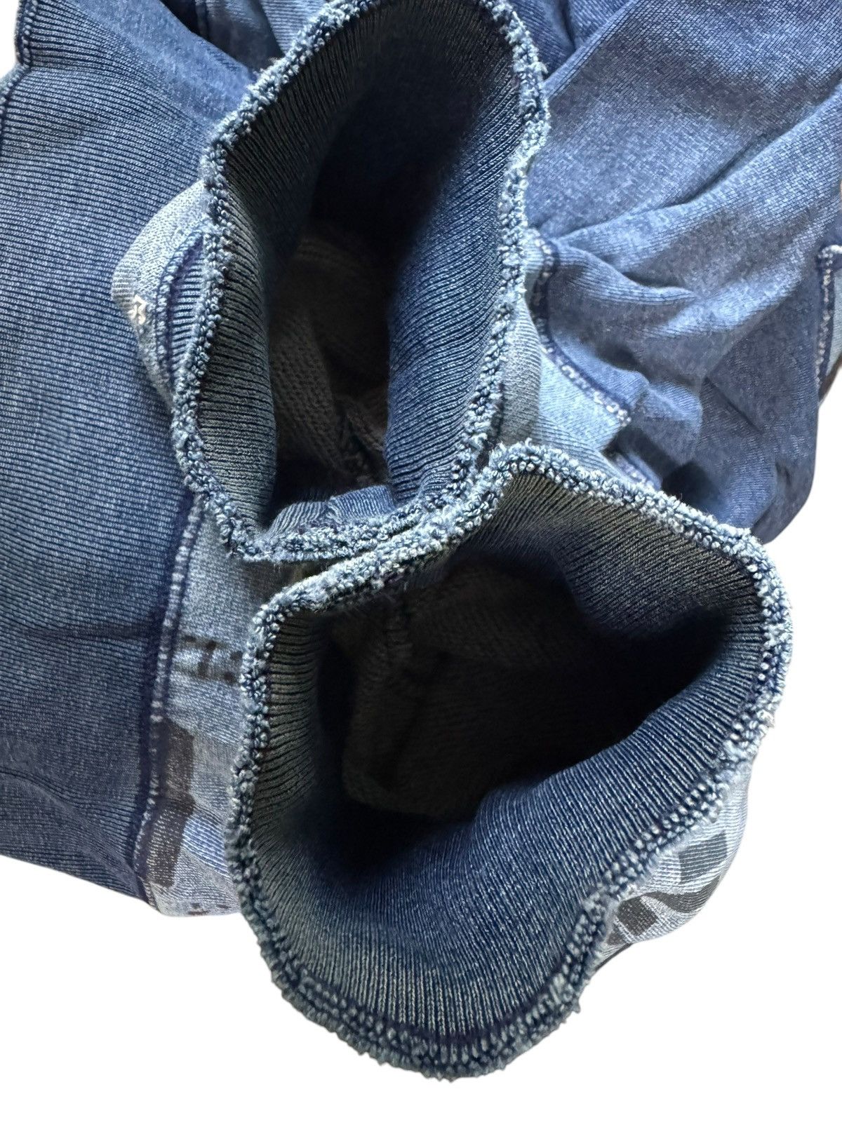 Gap × Vintage VINTAGE GAP INDIGO PATCHWORK SUNFADED DAMAGE SWEATSHIRT Y2K Size US L / EU 52-54 / 3 - 16 Thumbnail