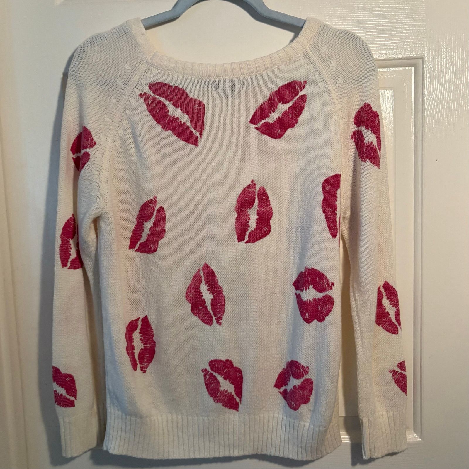 Other Rhapsody Women’s Small White Sweater Pink Lip Print Size S / US 4 / IT 40 - 4 Thumbnail