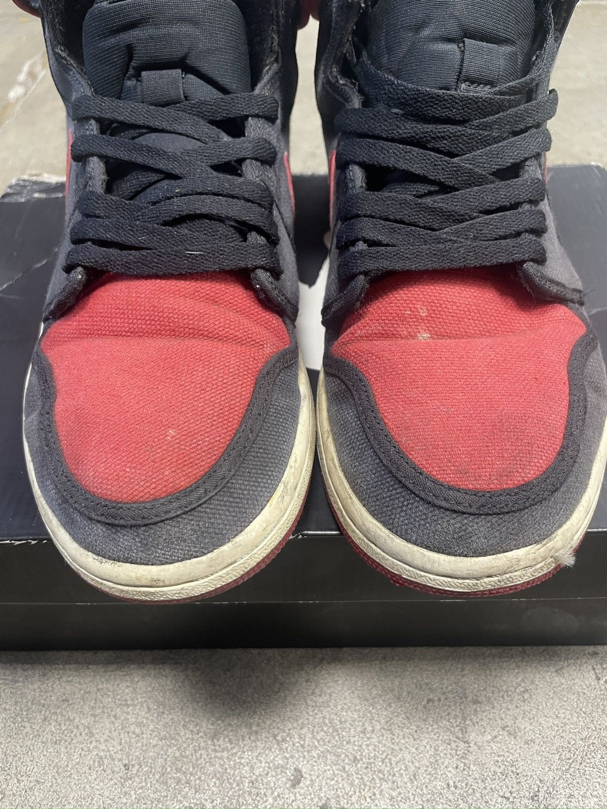 Jordan Brand 2012 Air Jordan 1 Retro AJKO Bred Size US 10 / EU 43 - 5 Thumbnail