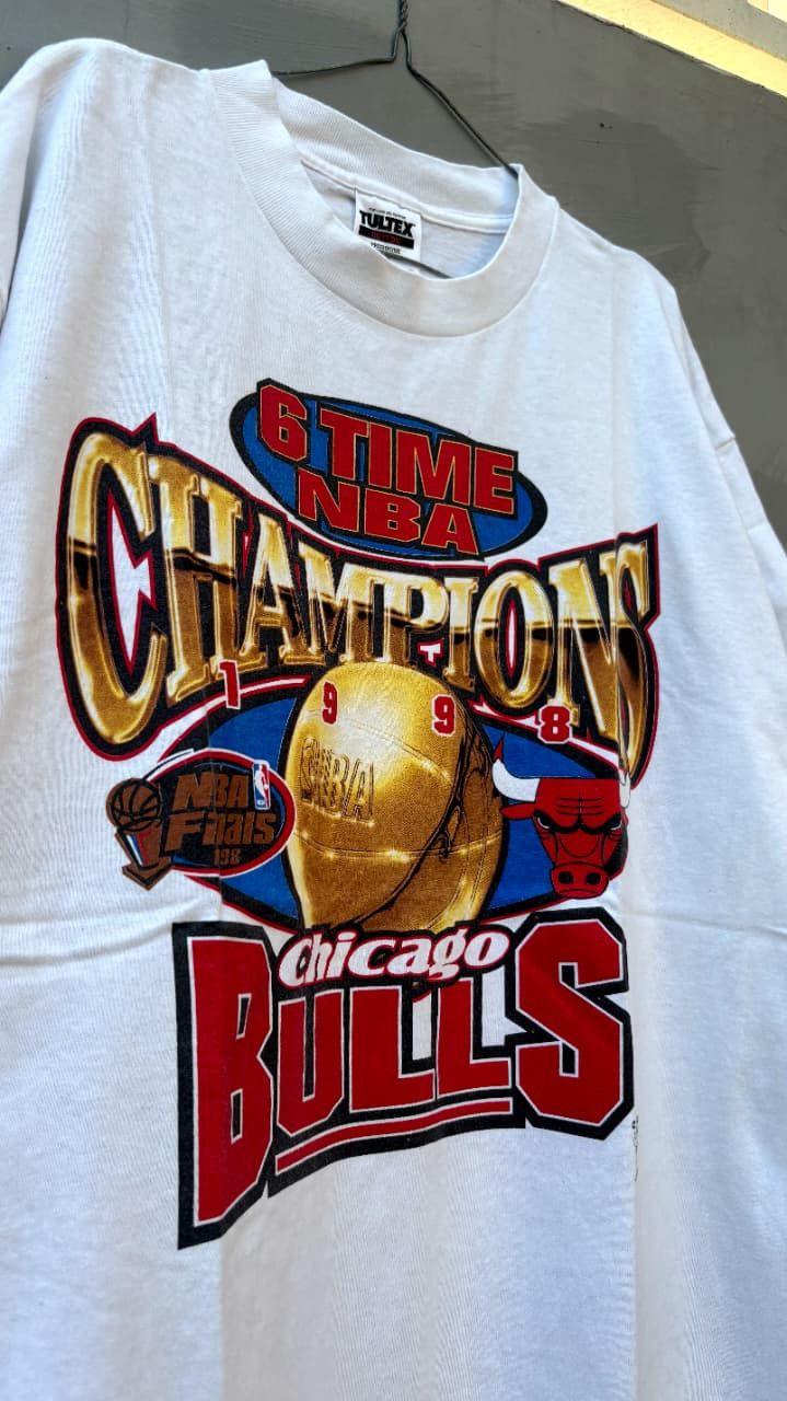 Tultex Vintage Chicago Bulls 6 Time NBA Champions 1998 Tultex Tee Size US XL / EU 56 / 4 - 2 Thumbnail