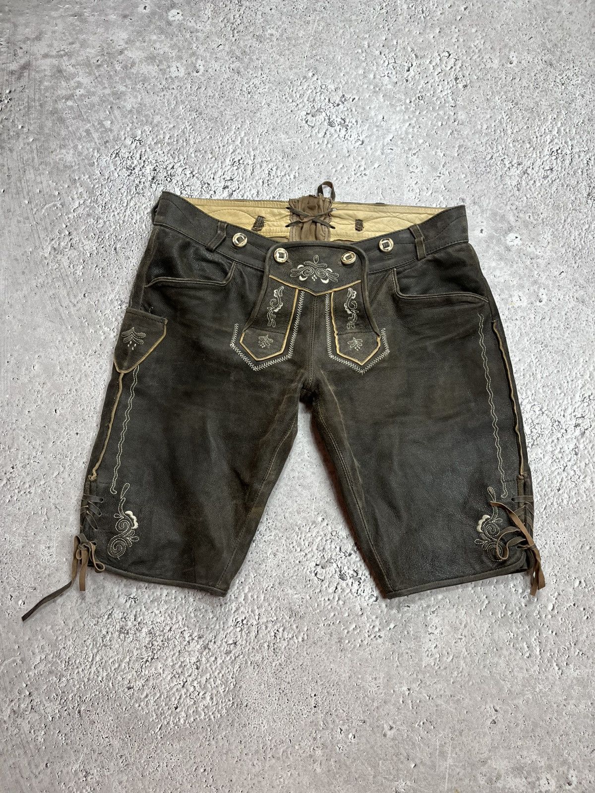 Leather Vintage Country Maddox Lederhosen Leather Shorts Bavarian 40 Size US 32 / EU 48 - 1 Thumbnail