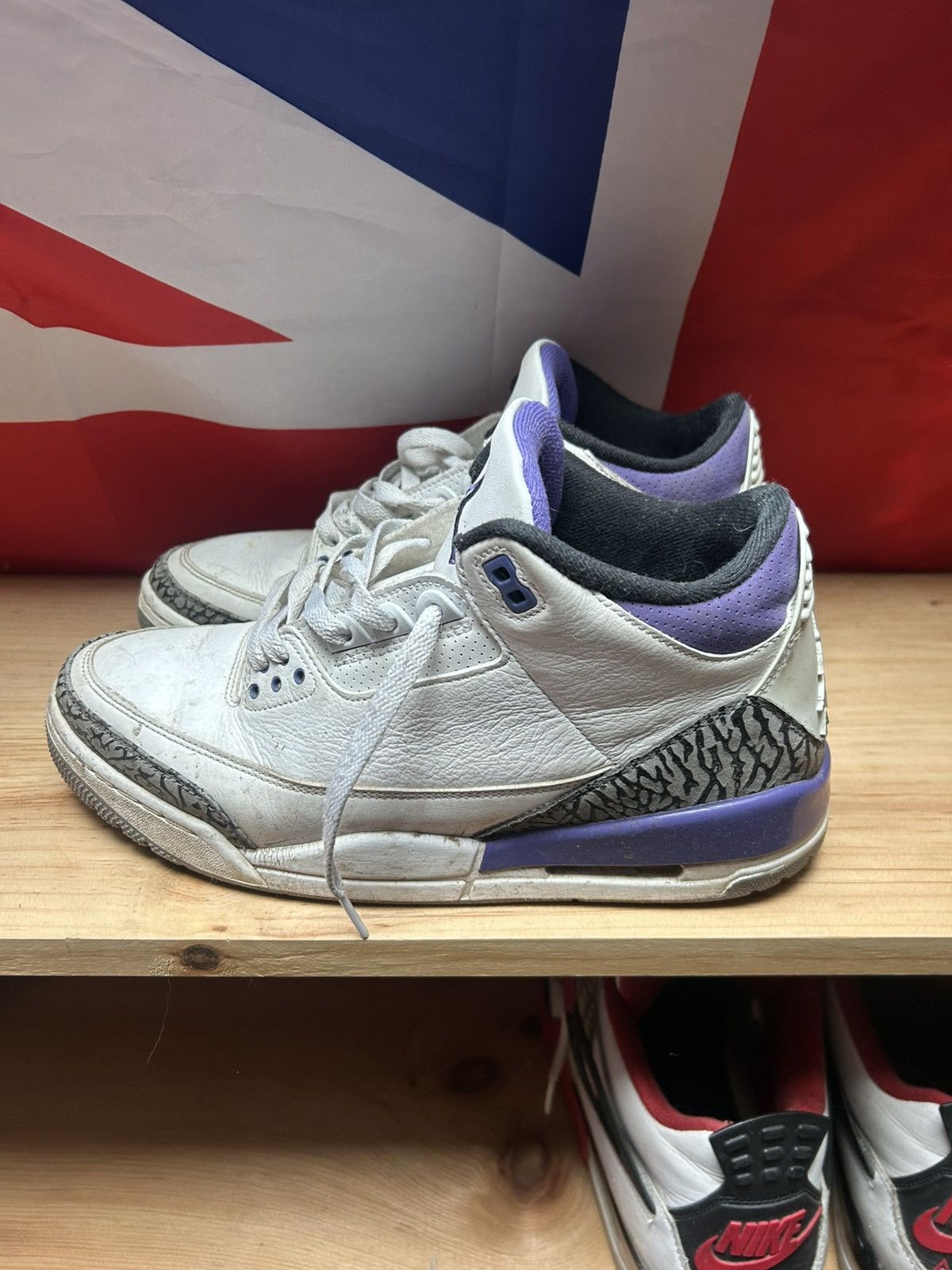 Jordan Brand Jordan 3 Purple Iris Size US 10.5 / EU 43-44 - 3 Thumbnail