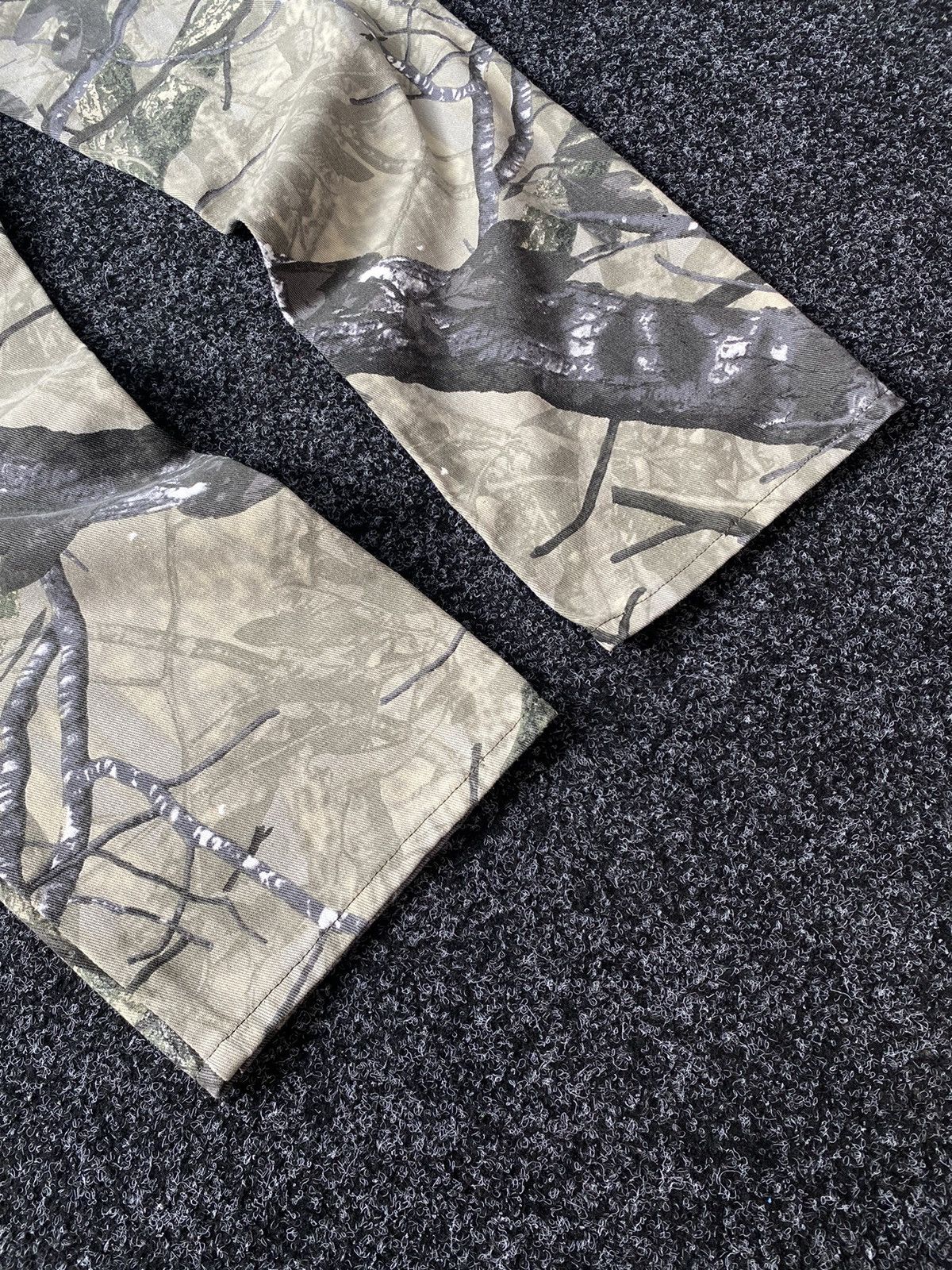 Realtree Crazy Baggy Realtree Outfitters Ridges Realtree denim pants Size US 30 / EU 46 - 11 Thumbnail