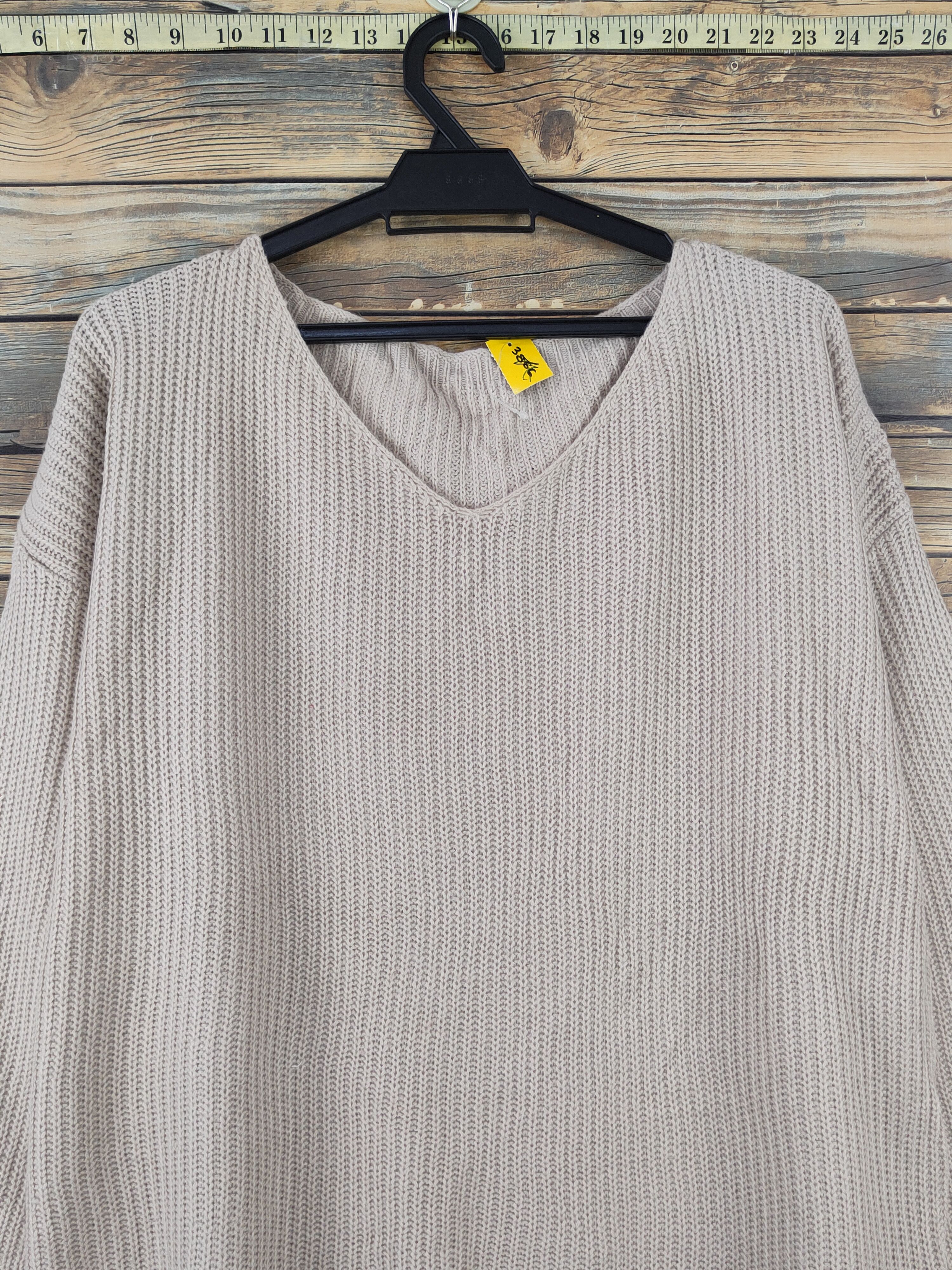 Vintage Titivate Beige Knitwear Sweatshirts #W1827 Size L / US 10 / IT 46 - 2 Thumbnail
