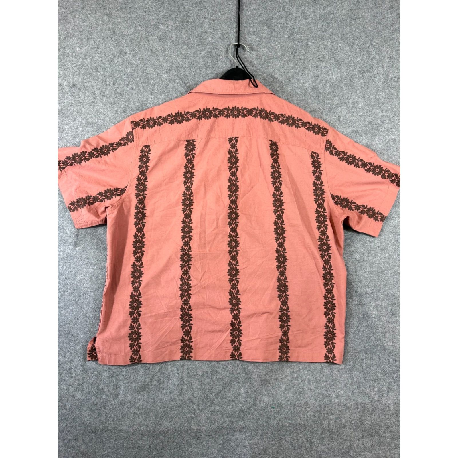 American Eagle Outfitters American Eagle Shirt Mens L Pink Floral Embroidered Button-Up Short Sleeve Relaxed Fit Size US L / EU 52-54 / 3 - 7 Thumbnail