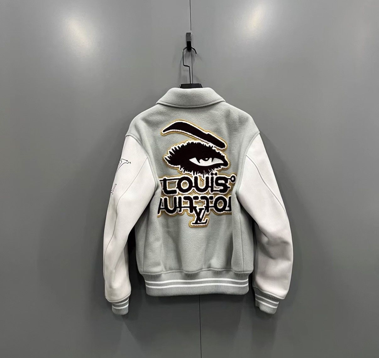 Louis Vuitton Louis Vuitton Devil's Eye Embroidered Baseball Jacket J41 Size US S / EU 44-46 / 1 - 2 Thumbnail